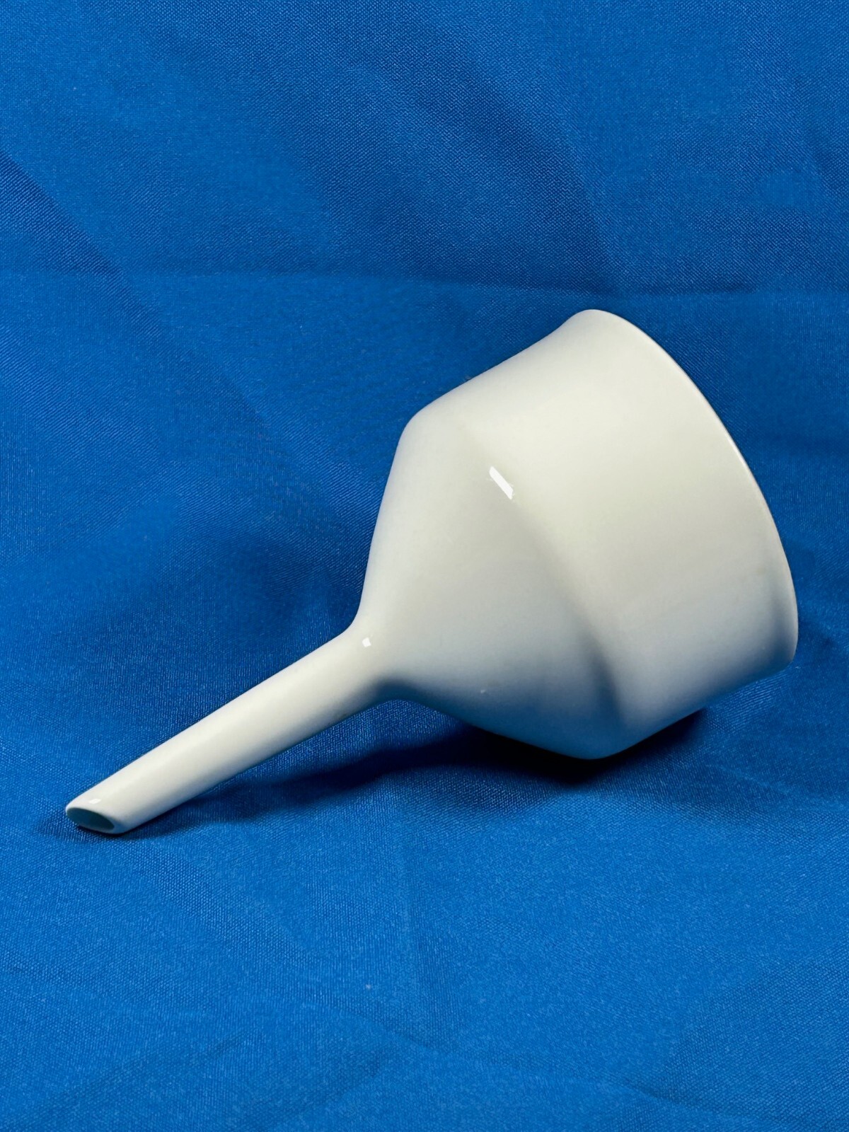 Funnel, Büchner, porcelain ceramic, id. 85 mm, 200 mL, COORS, Quality Lab Item