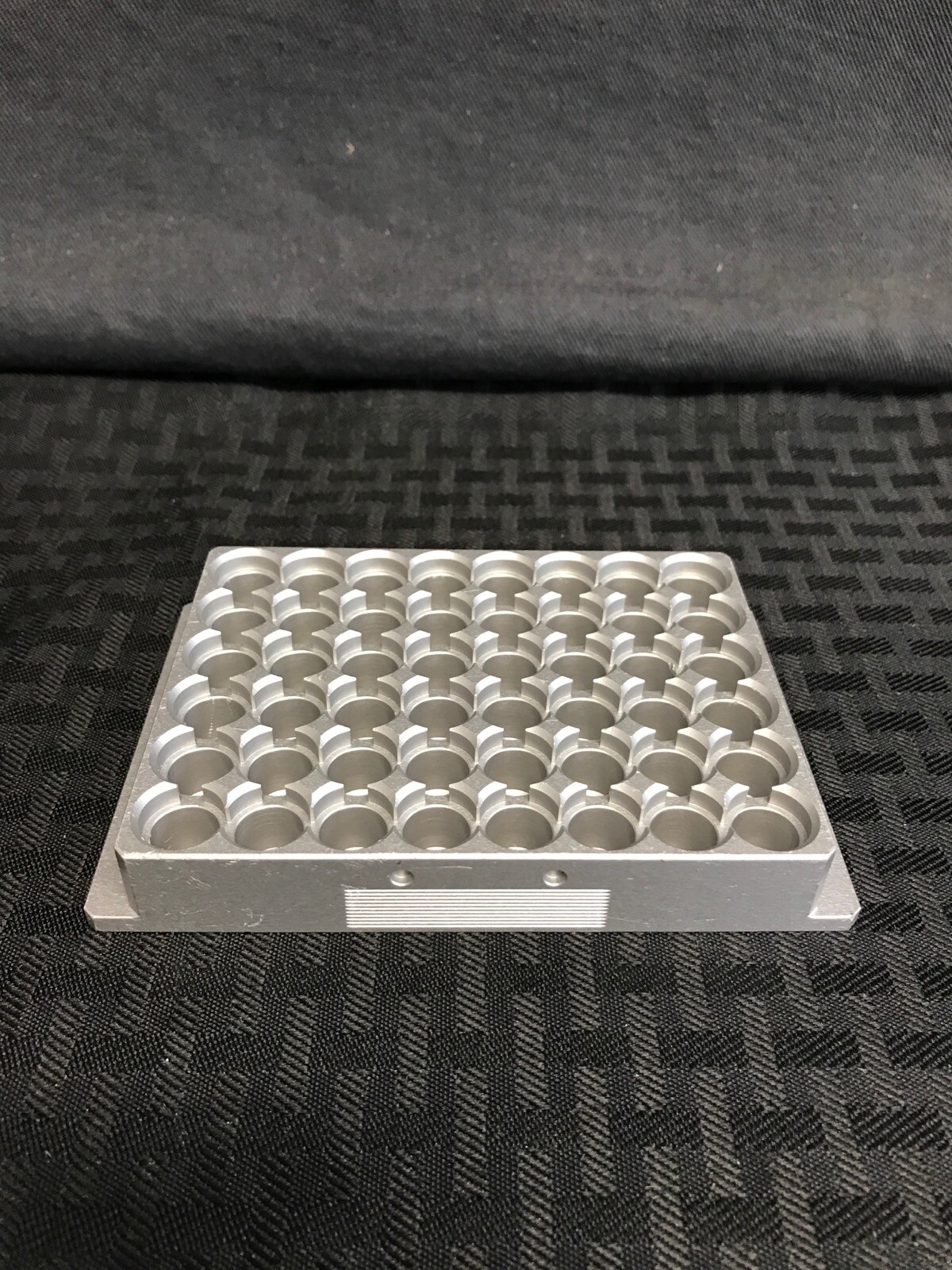 Aluminum Reaction Block Cooling Chamber Hold 48 Tubes x 10mm ID Hole 819059 RV03