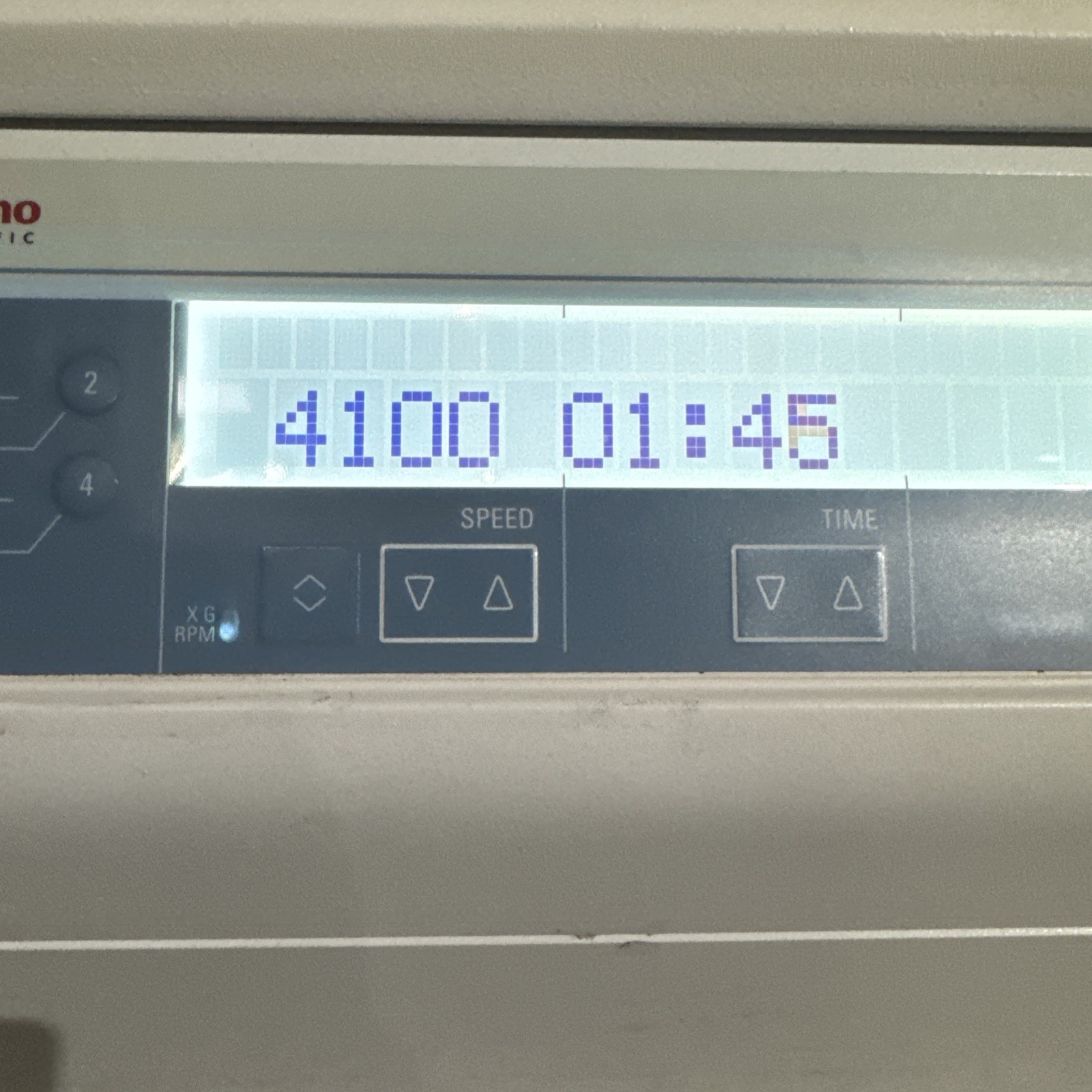 Thermo Scientific ST8 Benchtop Centrifuge w/ Tx-150 Rotor and Buckets