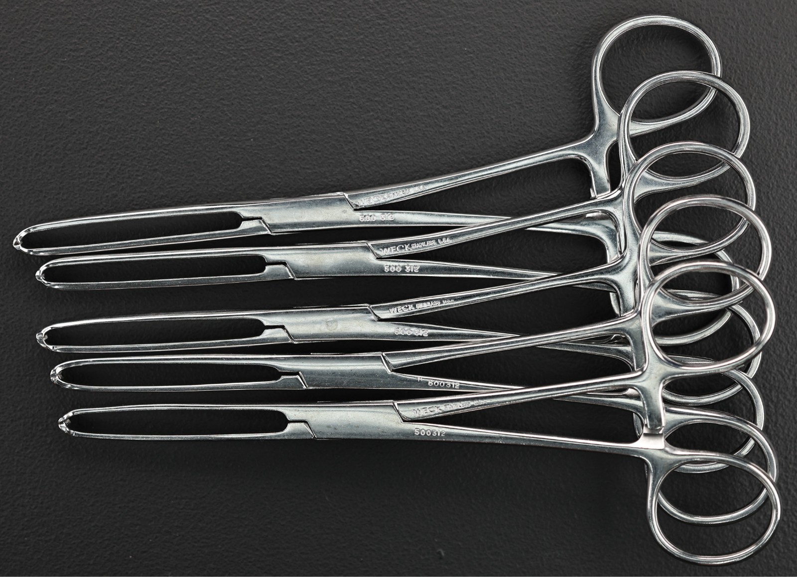 10x Weck 500312 Allis Tissue Forceps, 5×6 Teeth, Straight, 6-1/8″