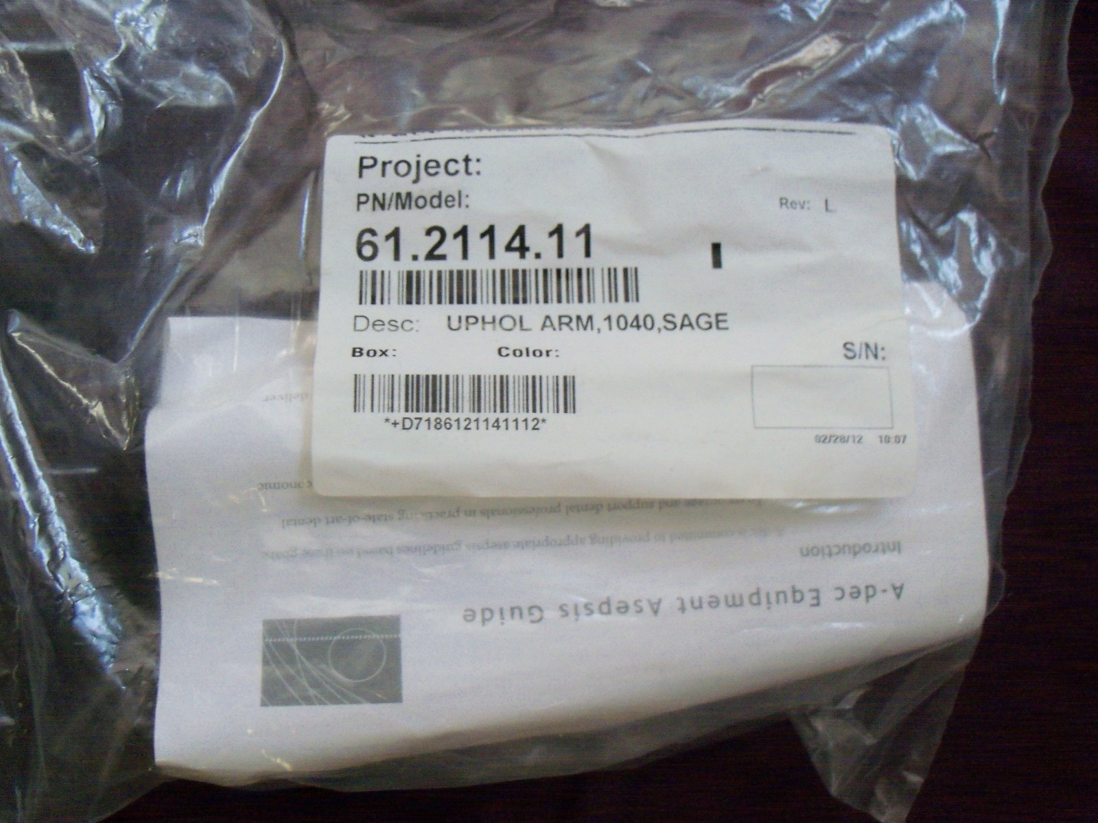 ADEC 1040 UPHOL. ARMREST – SAGE – SEAMLESS – NEW – FREE SHIPPING