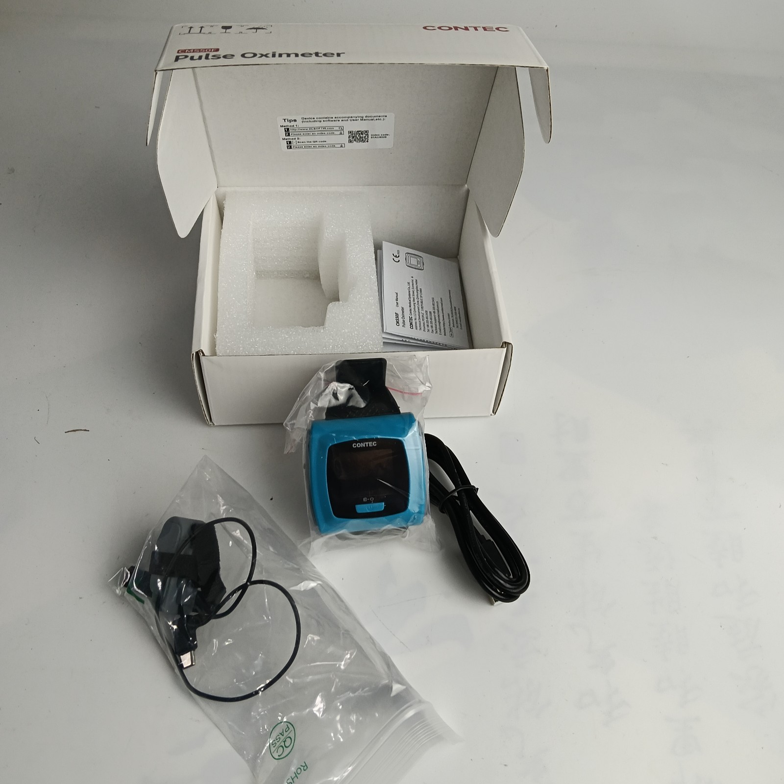 Wrist Pulse Oximeter – Oxygen Monitor with Finger Probe