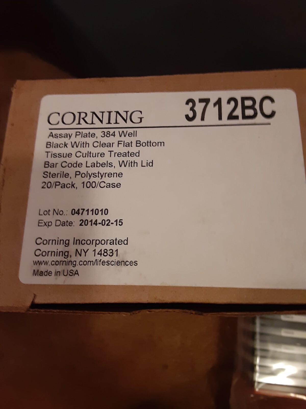 CORNING 3712BC ASSAY PLATE 384 WELL WITH LID 20/PK