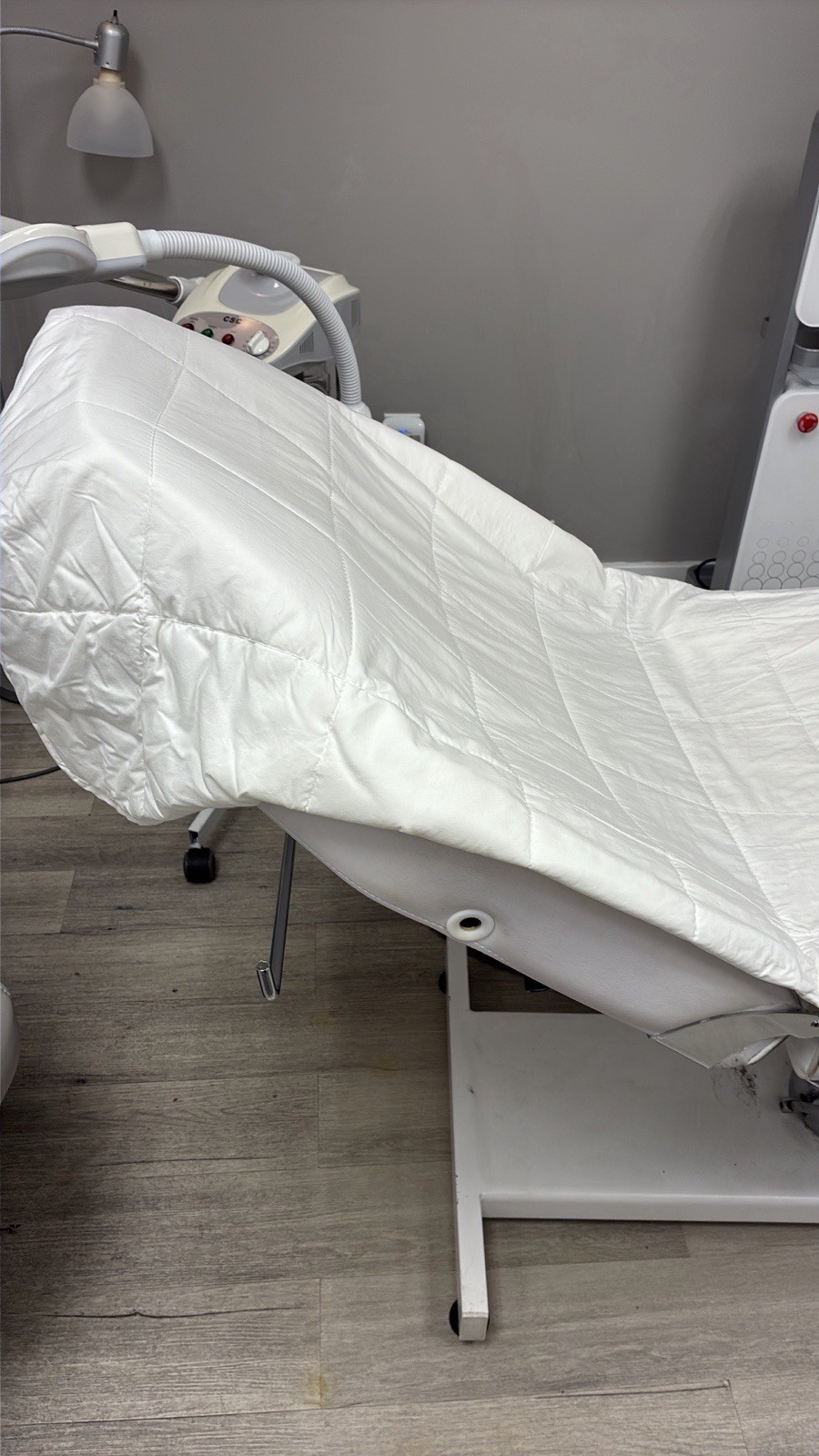 Adjustable Medical Examination/Procedure Table Bed, White, Dermatology