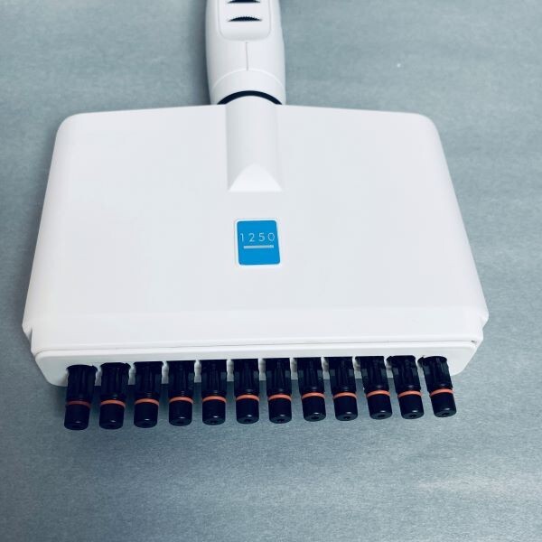 Integra Biosciences Evolve 12 Channel Pipette 1250 ul