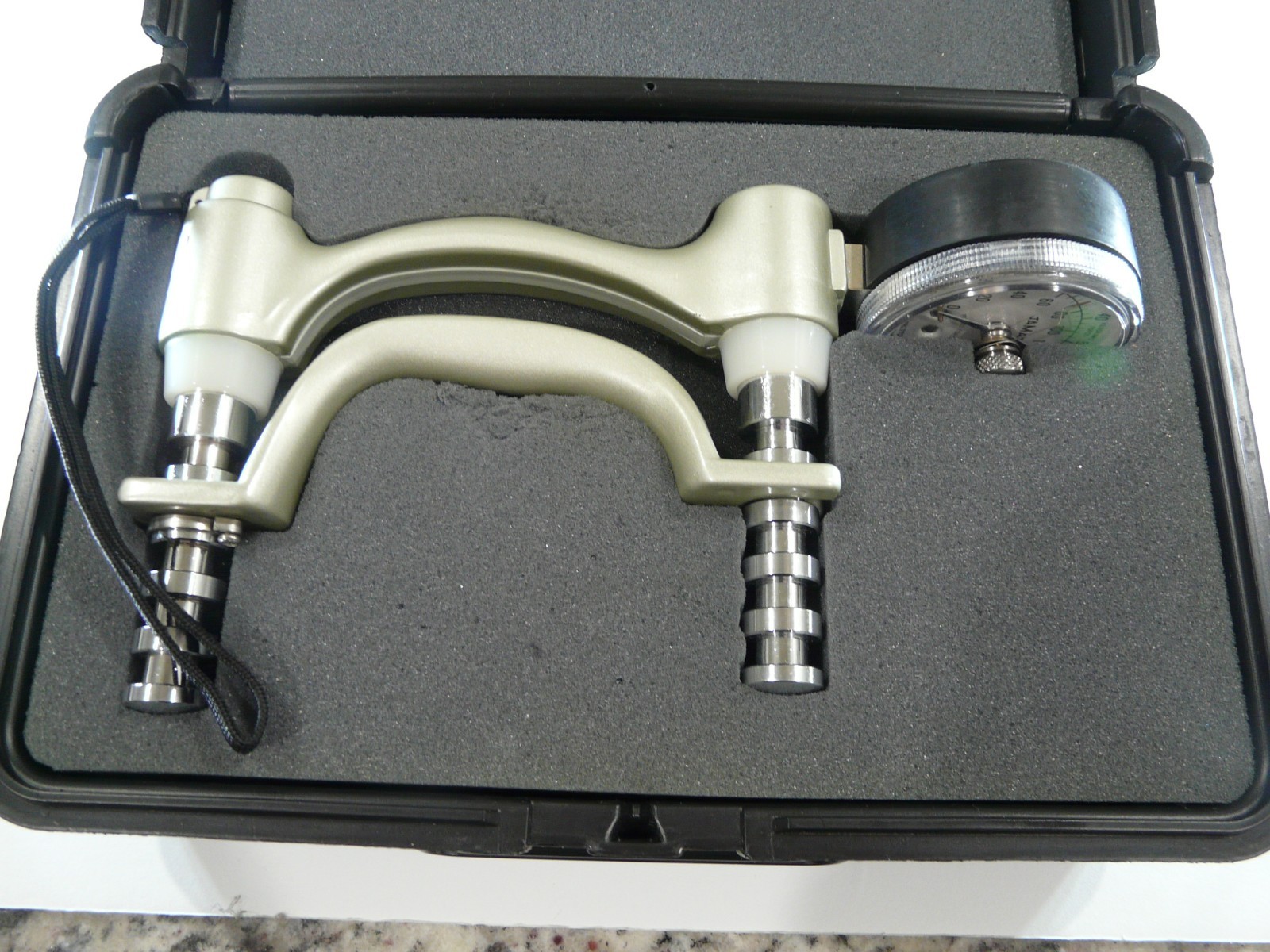Jamar Hydraulic Hand Dynamometer 5030J1 +Owner’s Manual & Case. MADE IN THE USA!