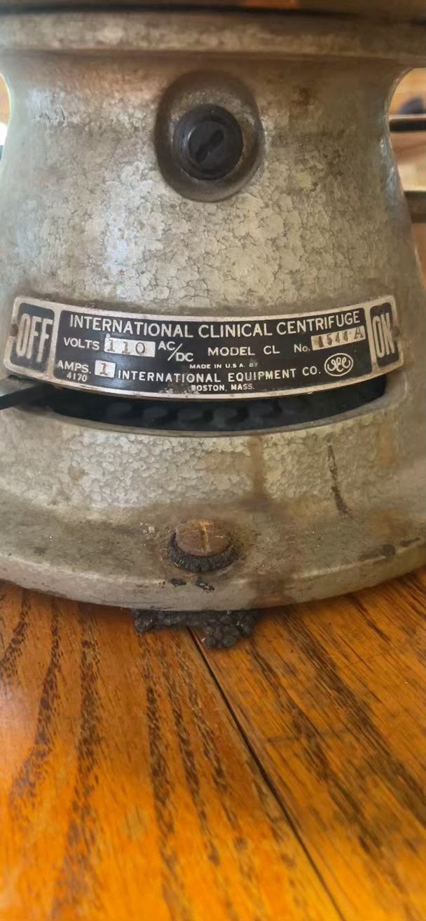 Vintage IEC Clinical Centrifuge Model CL Early serial 1544A Working Complete Set