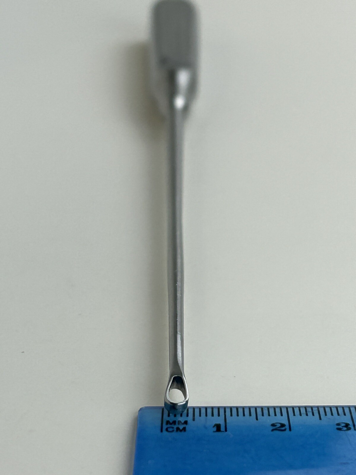 Symmetry 23-5532 Sims Uterine Curette Size 00 Sharp Malleable Shaft 11in Length
