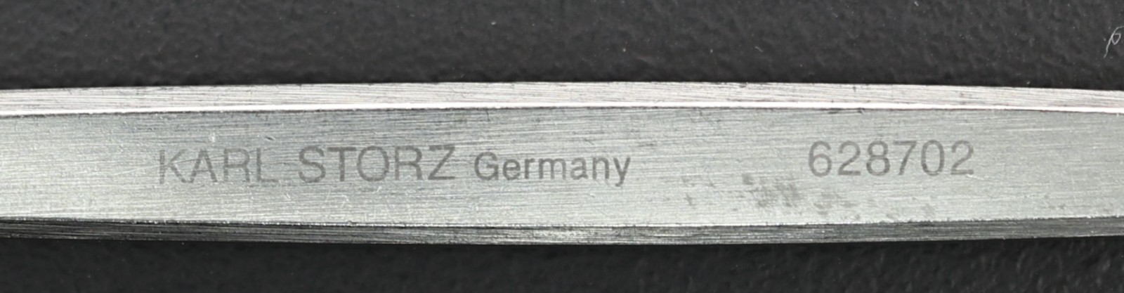 Storz 628702 Antrum Curette, Small, 2mm x 5mm Cup, Angled, 7 5/8″