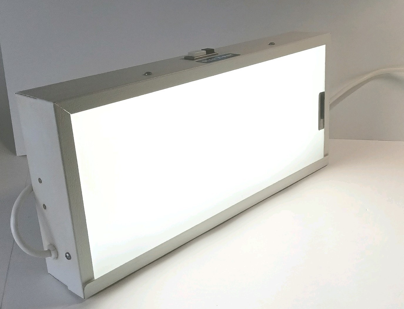 Dental Portable X-ray Viewer Light Box | Star X-ray 100 DE100WH – tested