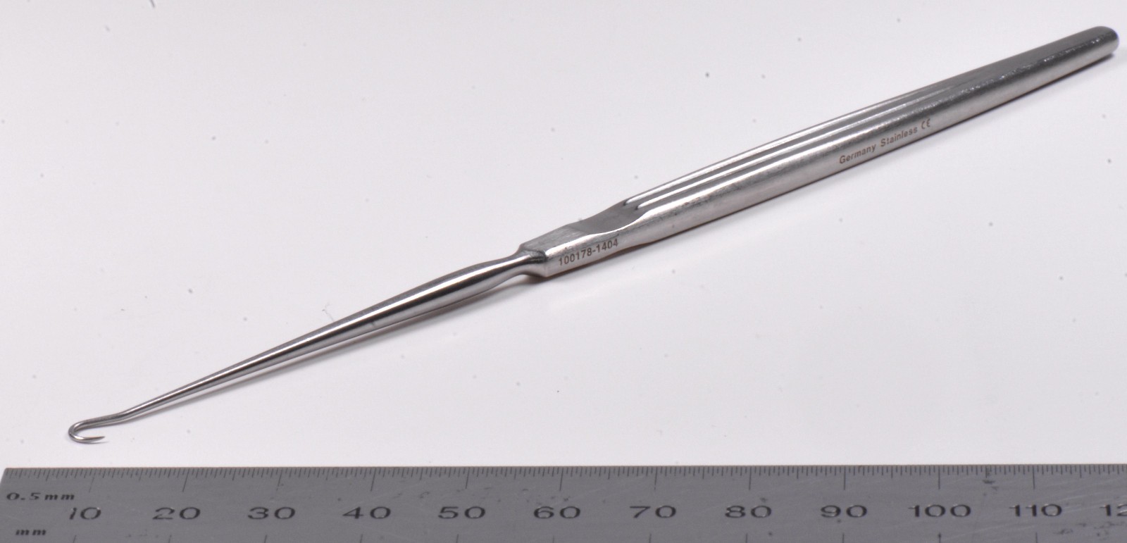 Integra Jarit #410-167 Johnson Skin Hook 6¼” Sharp 5mm Deep Surgical Stainless