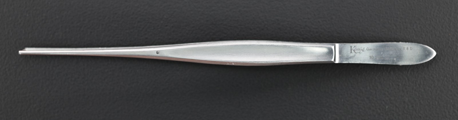 Konig 10.230.17 Cushing Tissue Forceps, 1×2 Teeth, STR, 7″ – Ultrasonic Cleaned