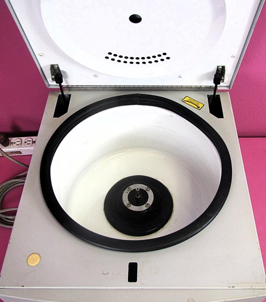 Fisher Scientific IEC Marathon 3200 Benchtop Centrifuge 500-4000 rpm & Rotor