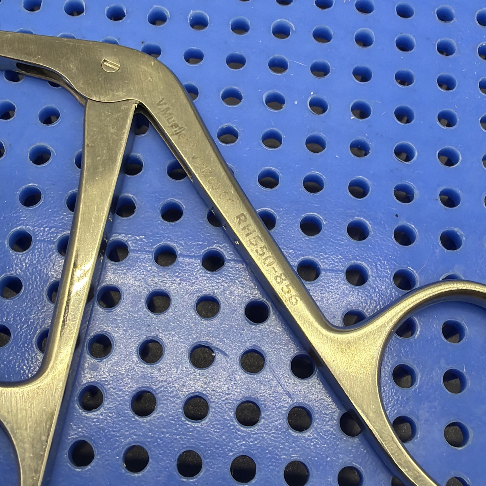V. Mueller RH550-856 Maxillary Biopsy Forceps, Horizontal, angled up 90º 2mm