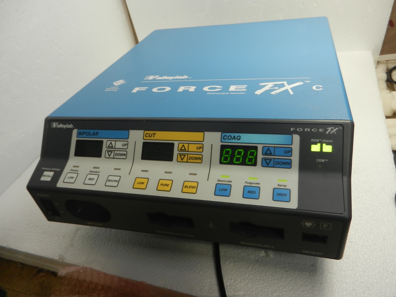 Valleylab Force FX-C Electrosurgical Generator ESU w/ Pedals