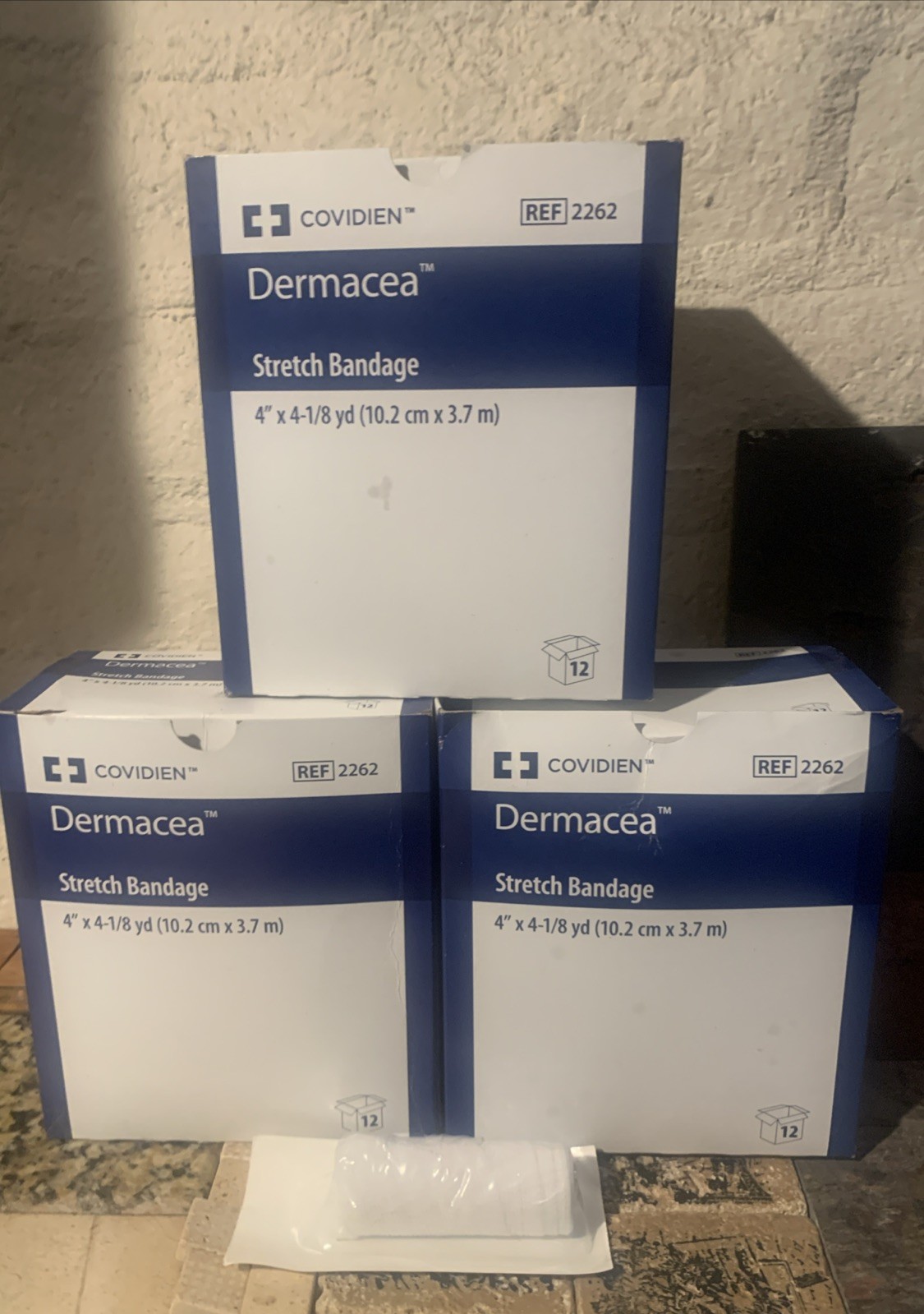 Lot Of 36 NewCovidien 2262 Dermacea Stretch Bandage 4”X 4 1/8 Yds 3 Boxes Of 1