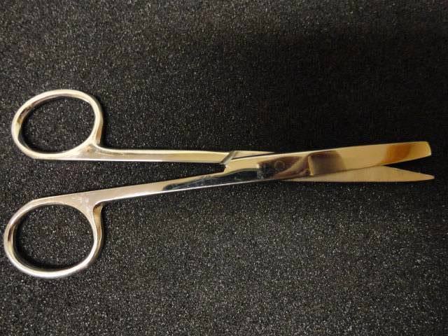 Surgical Scissors 5.5″ Sharp Blunt Mayo Medical Operating Tissue Bandage SS J44