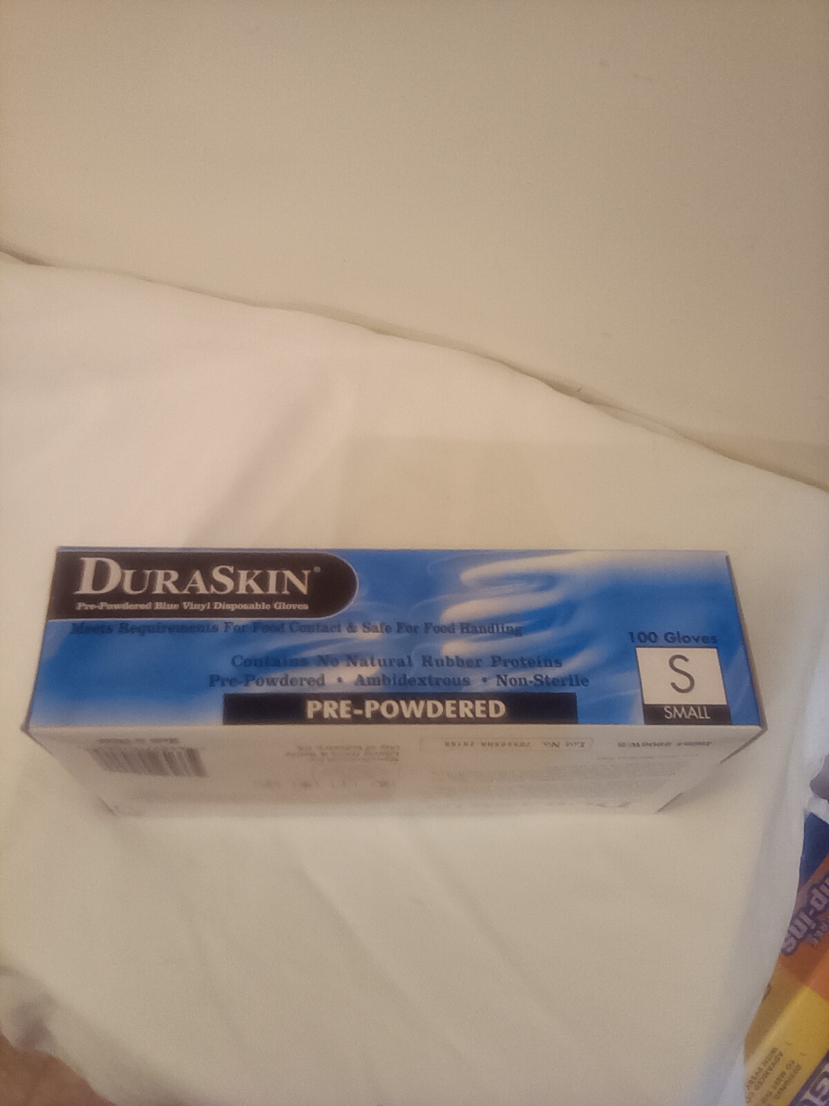 Duaskin pre-powered blue vinyl disposable gloves 100 ct item # 2906W/S small