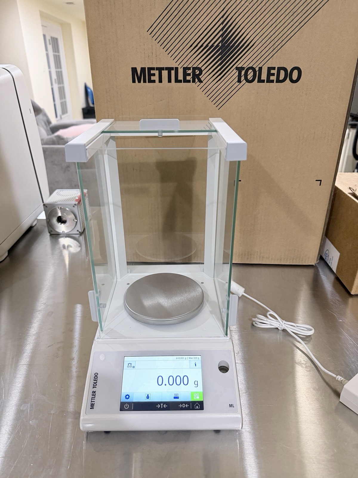 Mettler Toledo Analytical Balance/scale (ML303T/00) 320g 1mg – New Open Box