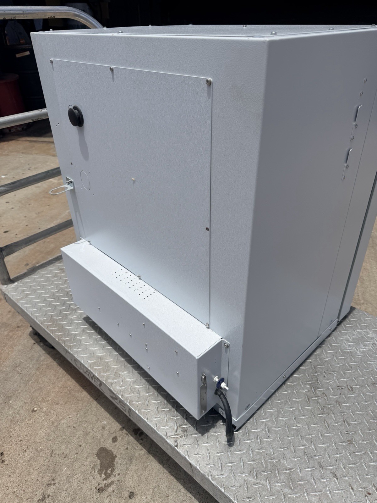 EPPENDORF™ NEW BRUNSWICK GALAXY® 170S CO2 INCUBATOR