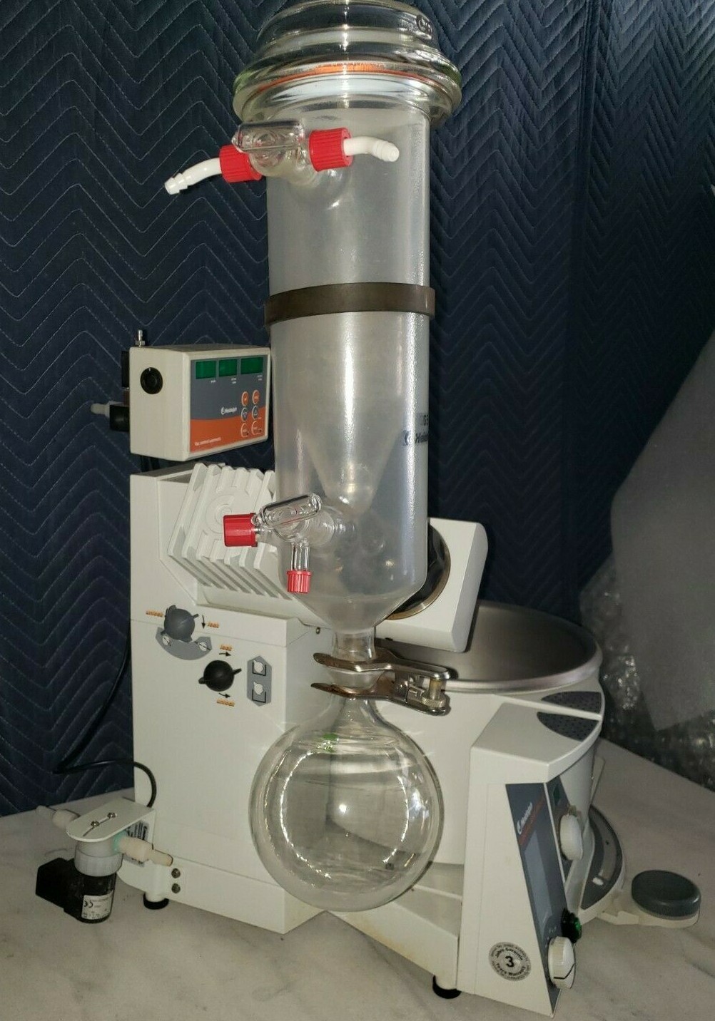 Heidolph Laborota 4000 efficient Rotary Evaporator w/Glass, Bath, Vac Controller