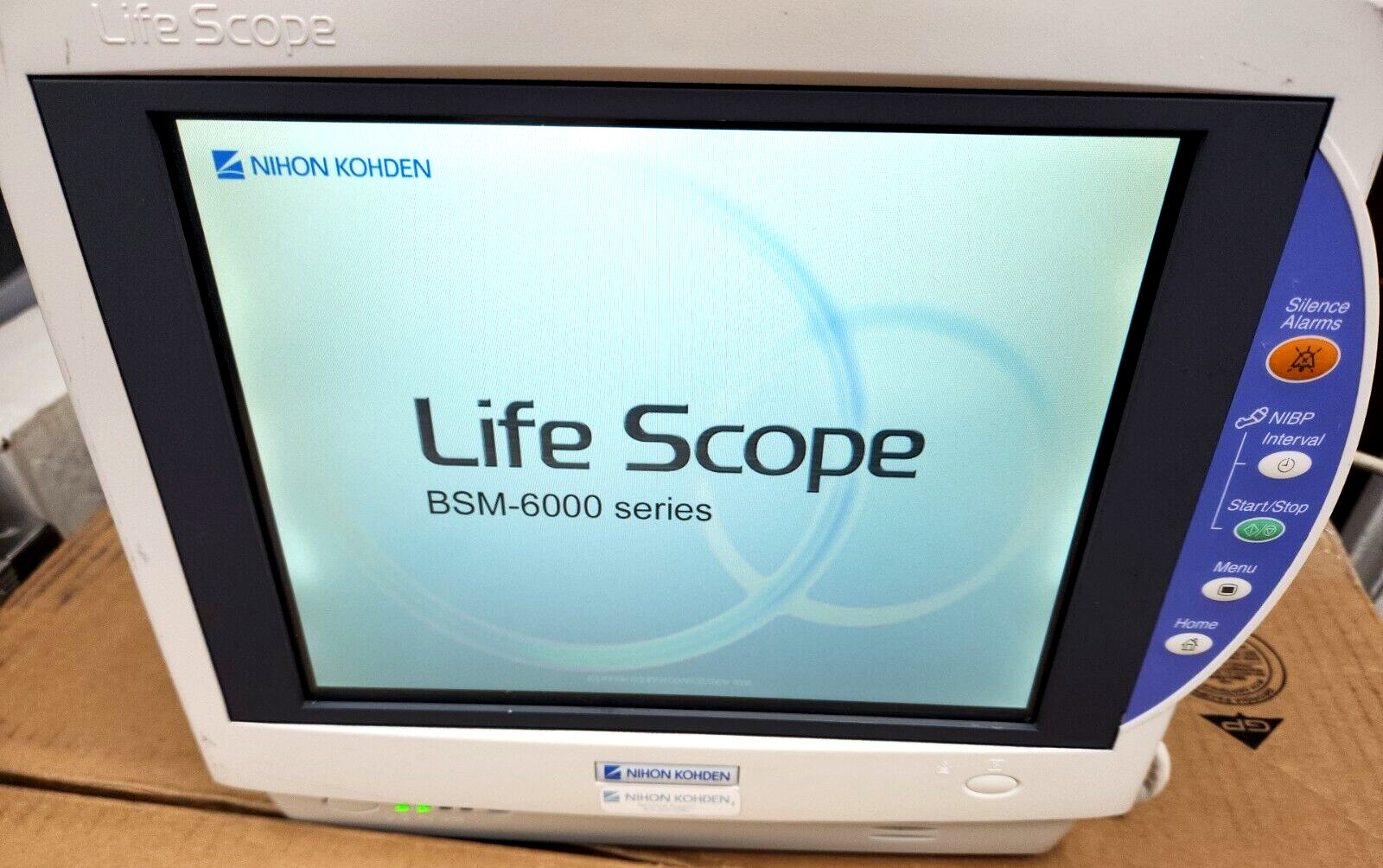 Nihon Kohden MU-631RA Monitor ()