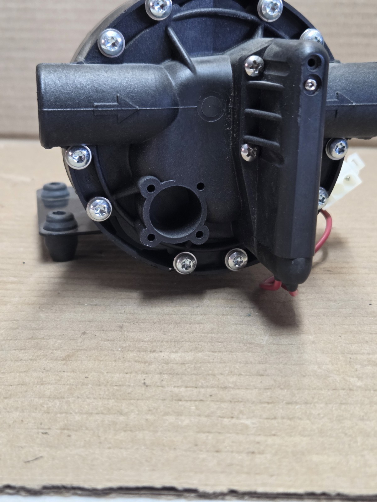 AQUATEC DDP 550 DEMAND/DELIVERY PUMP, 24V DC, 3.5GPM, 50PSI, 78399-998, NEW