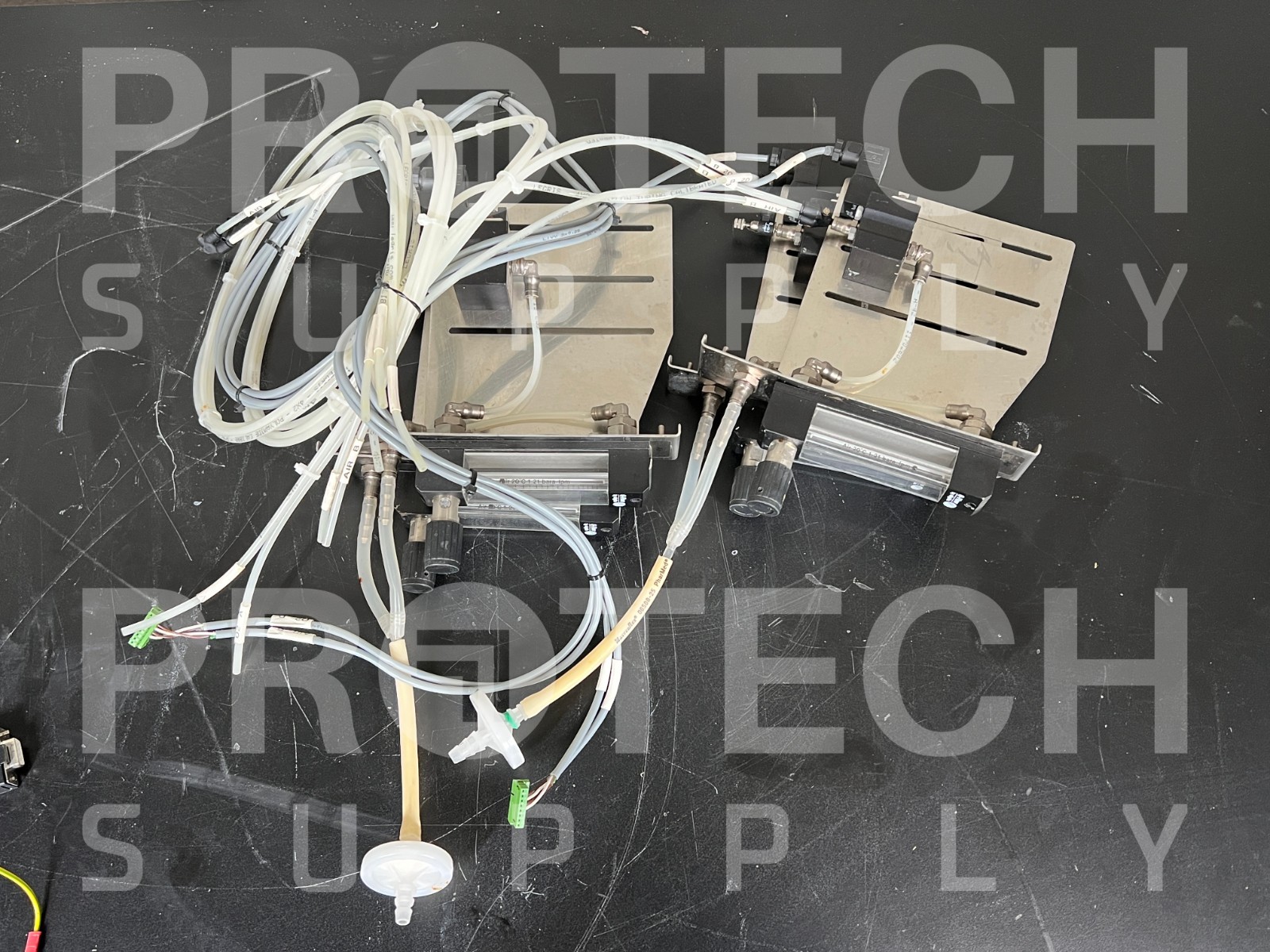 Lot of INFORS Multifors Accessories + Q-Flow Flowmeters with WARRANTY