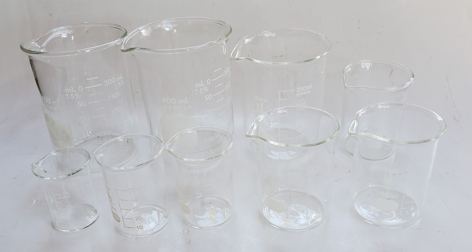 9 pc Pack Glass Lab Pyrex Beaker Set Measuring Cup 25/50/100/250/300 ML NEW!!!
