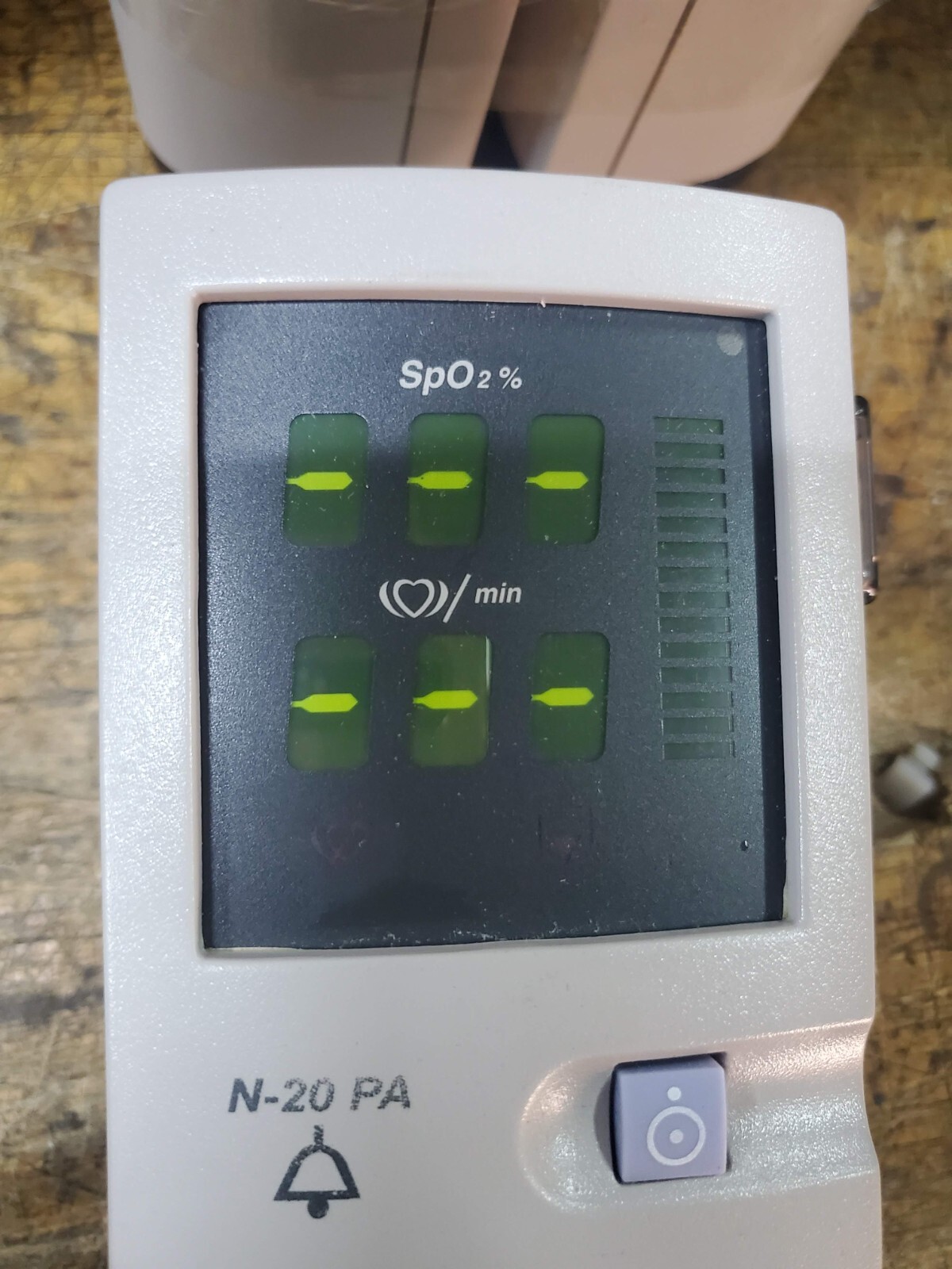 Mallinckrodt Nellcor N-20 Portable Pulse Oximeter x 4 Units