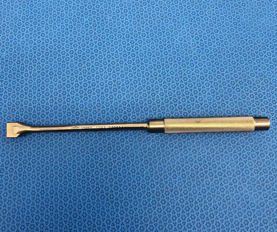 Avalign VM88-1063 Guarded Bone Impactor 8 1/2″ 10mm x 13mm, 30 Day Warranty