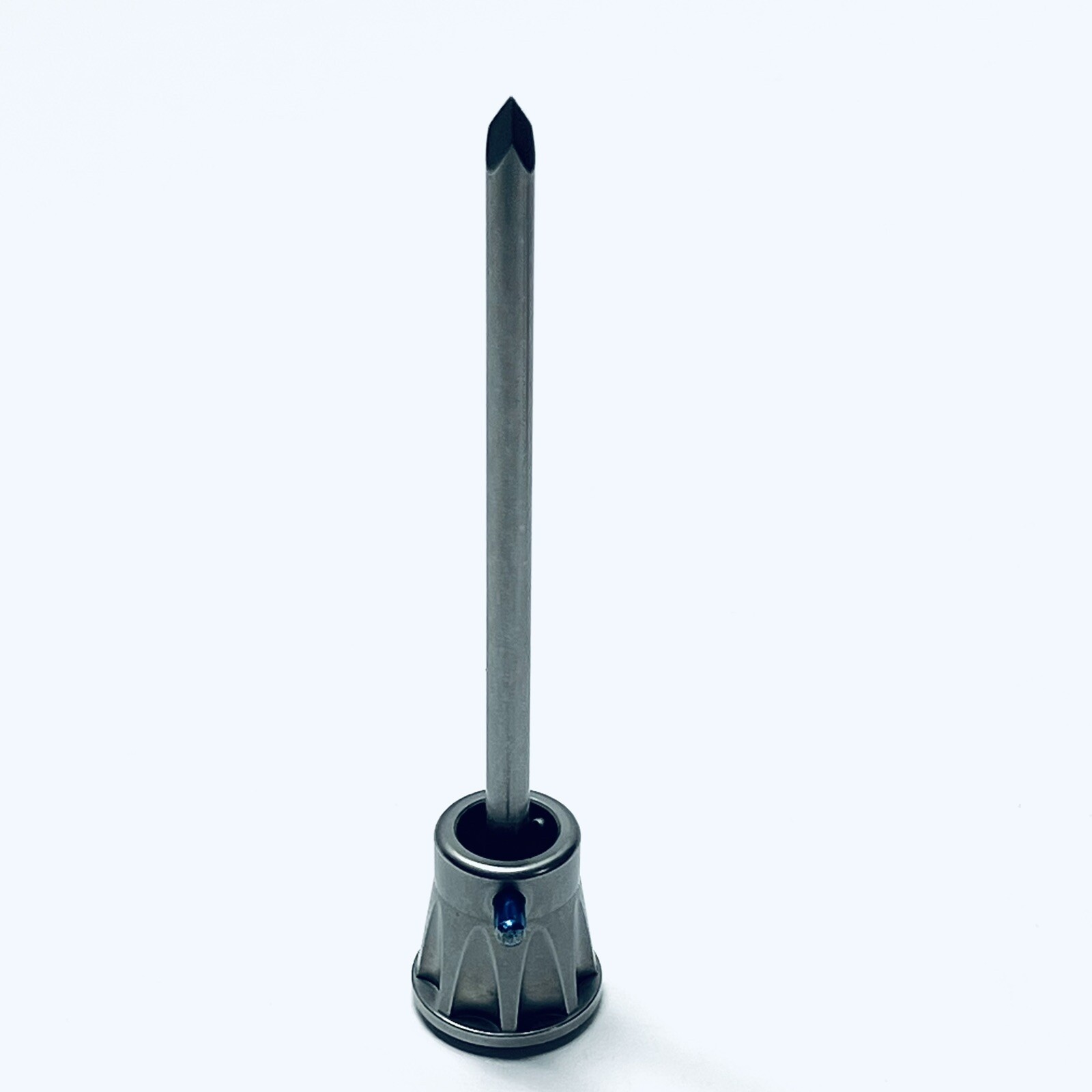 Conmed OC5803 Linvatec 5.8 mm Sharp Trocar, Blue