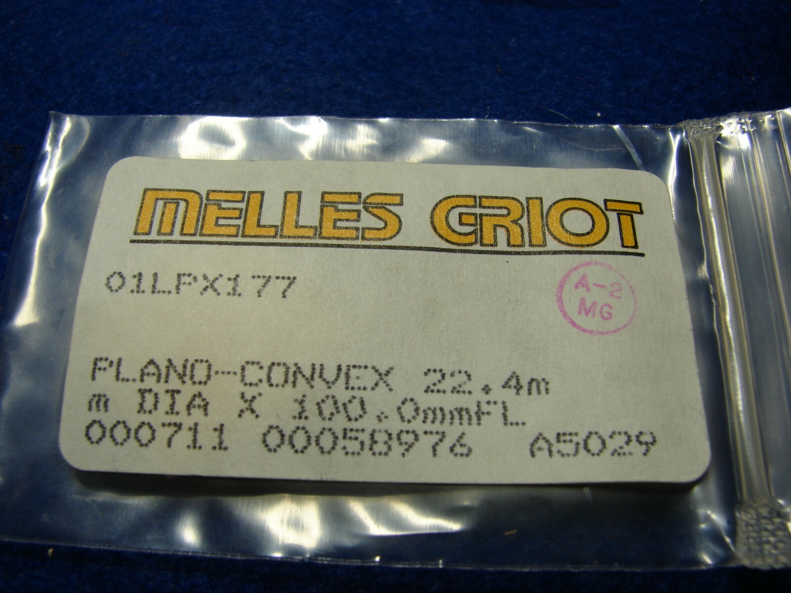 Melles Griot 01LPX177 – Plano-Convex – 22.4 mm Dia – 100 mm FL