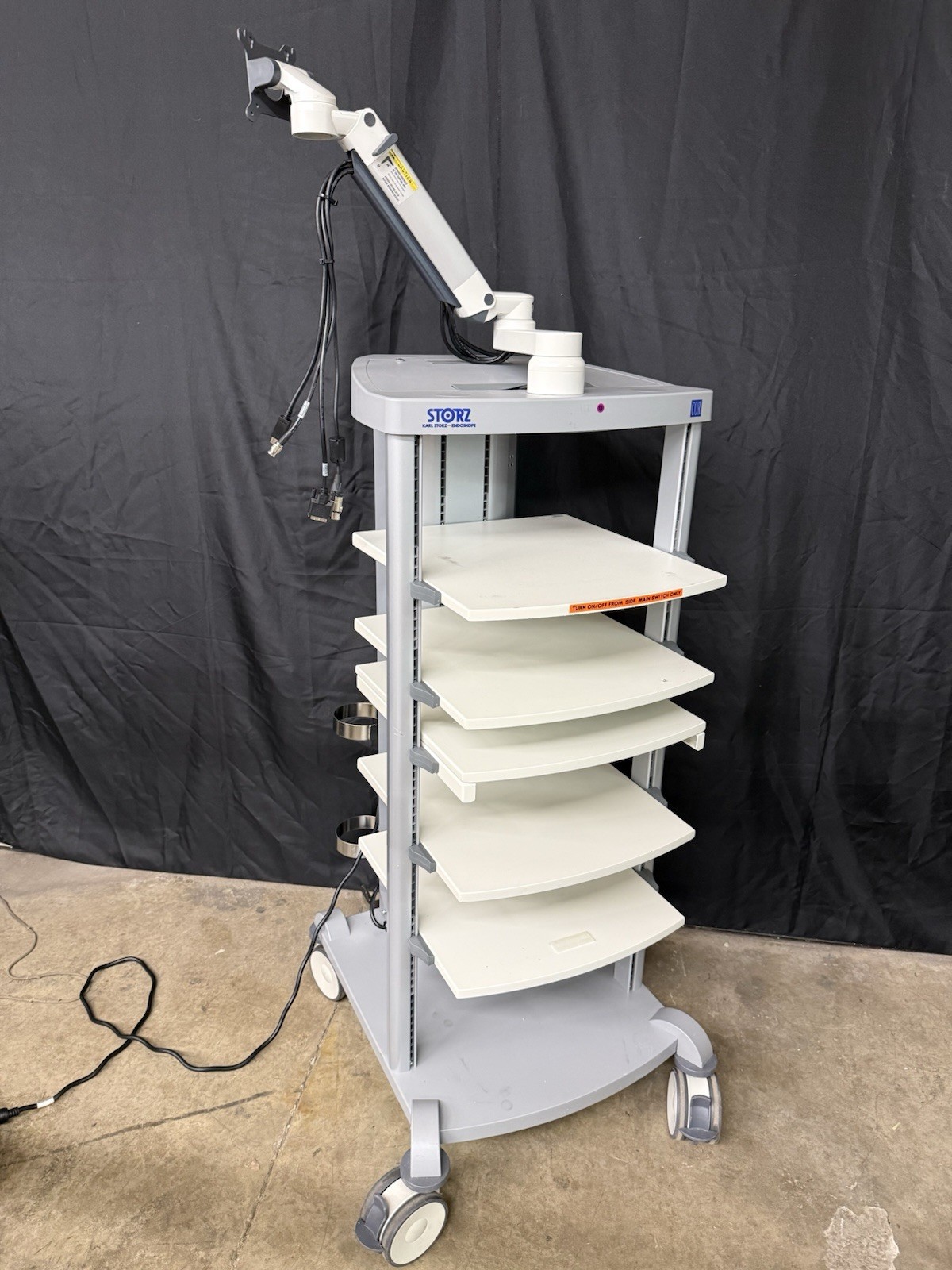 Karl Storz Endoscopy COR Video Cart UG-130U w/ NDS BPM150S24F06 Power Supply