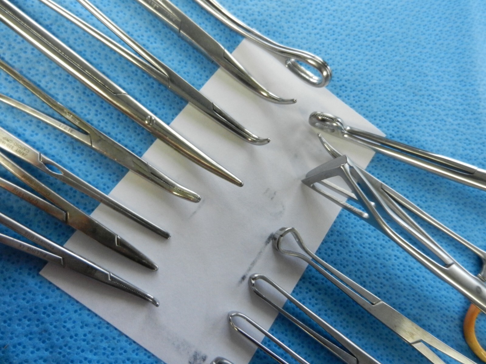 D7006 Jarit V. Mueller Pilling Weck Surgical Forceps Lot of 15 Approx 13-25cm