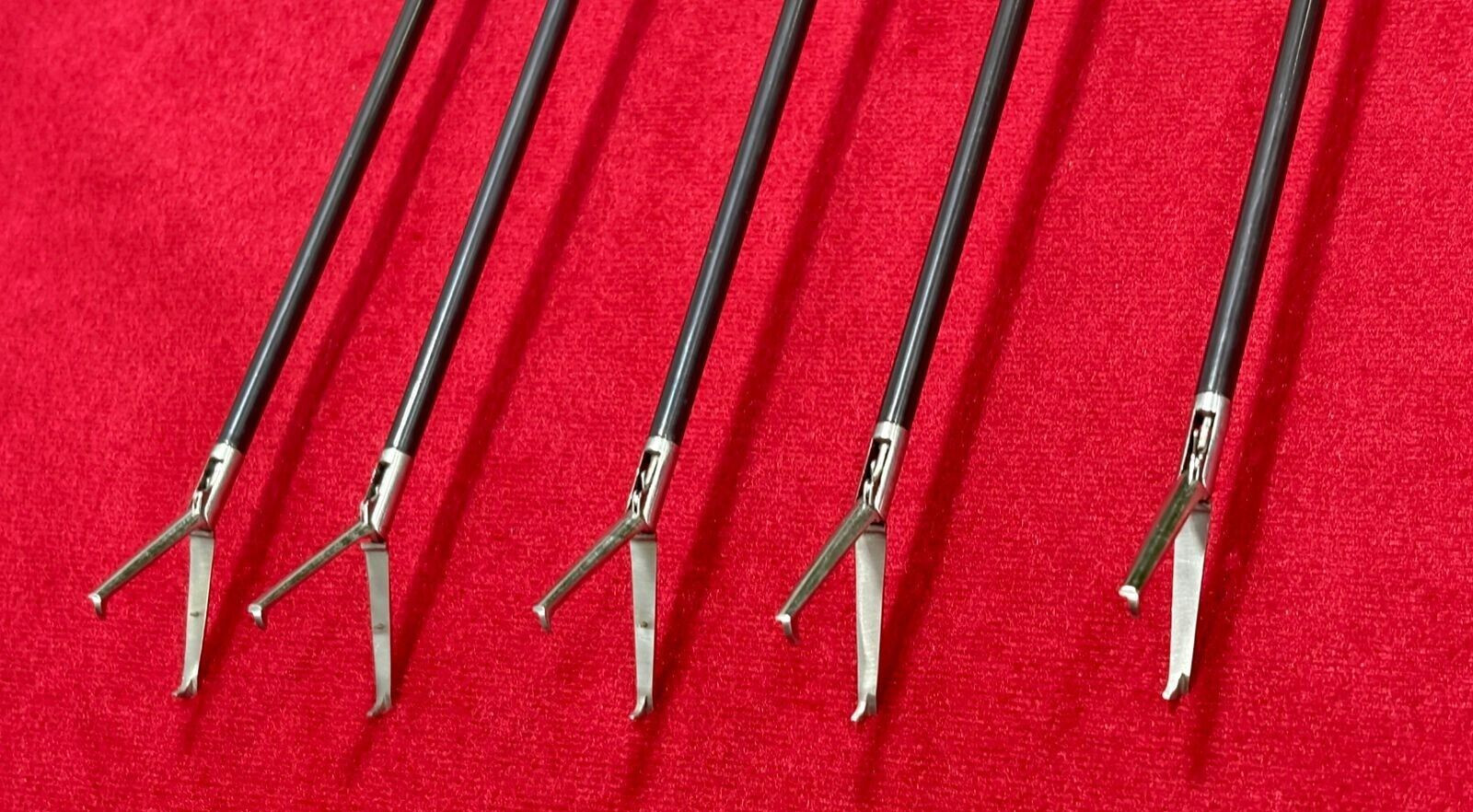 Laparoscopic Tenaculum Grasping Forceps 5mm High Quality Endoscopy Instruments
