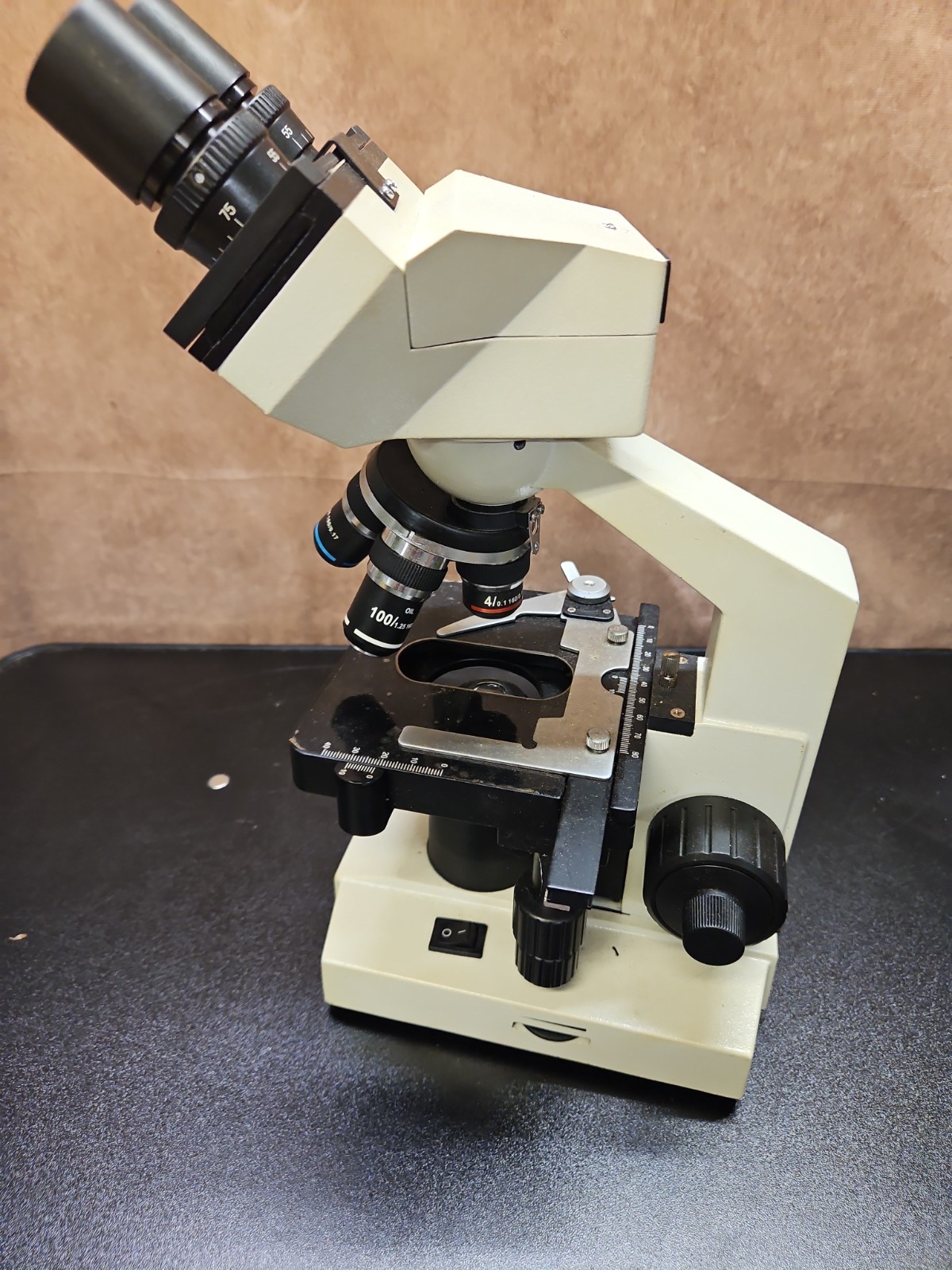 OMAX Digital Compound Microscope kit