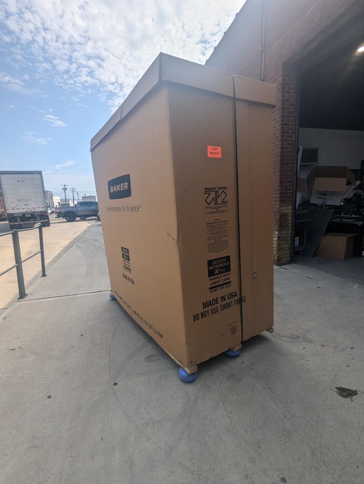 Baker SS-500 SterilSHIELD Positive Pressure Isolator NEW, unopened OEM packaging