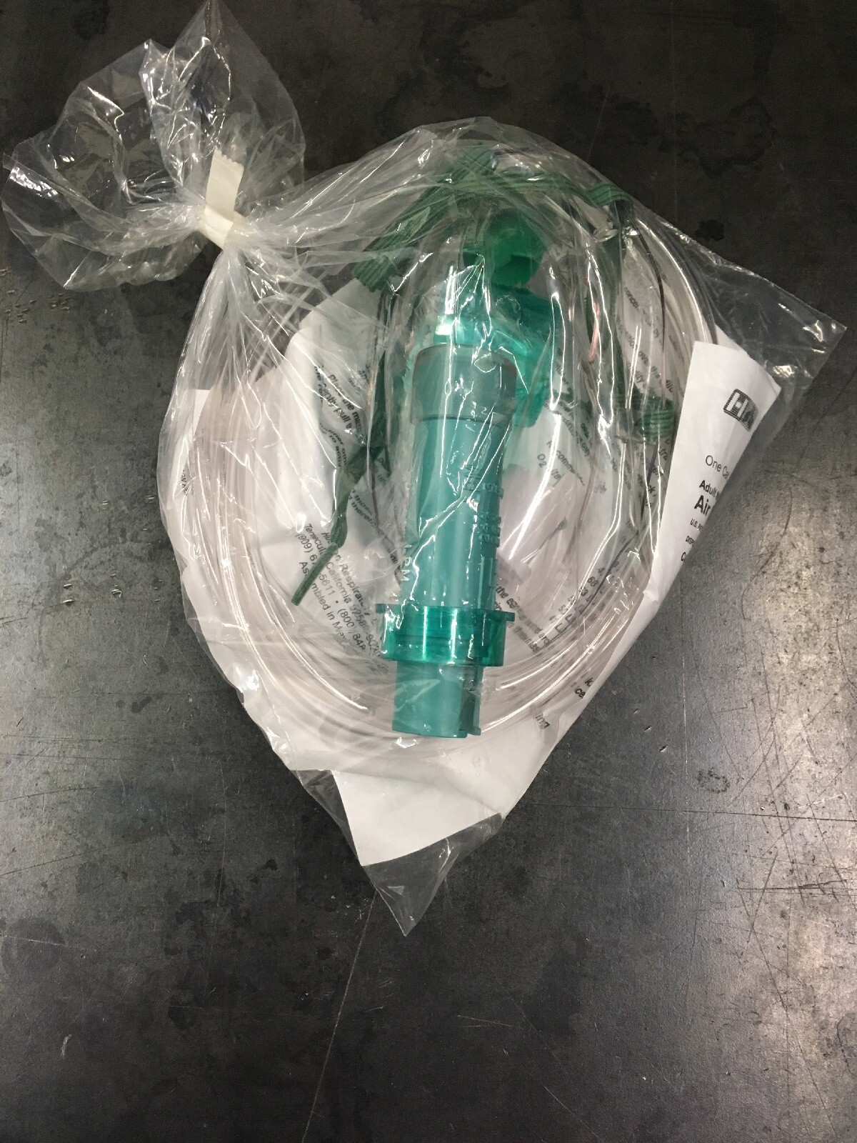 Lot of 33 Hudson 1088 RCI Teleflex Multi-Vent Air Entrainment Mask Adult Oxygen