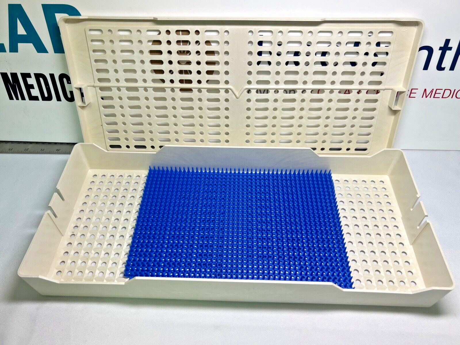 ASP Aptimax 13830 Sterilization Case 18″ X 8″ X 2″ Autoclavable Tray w/ Lid