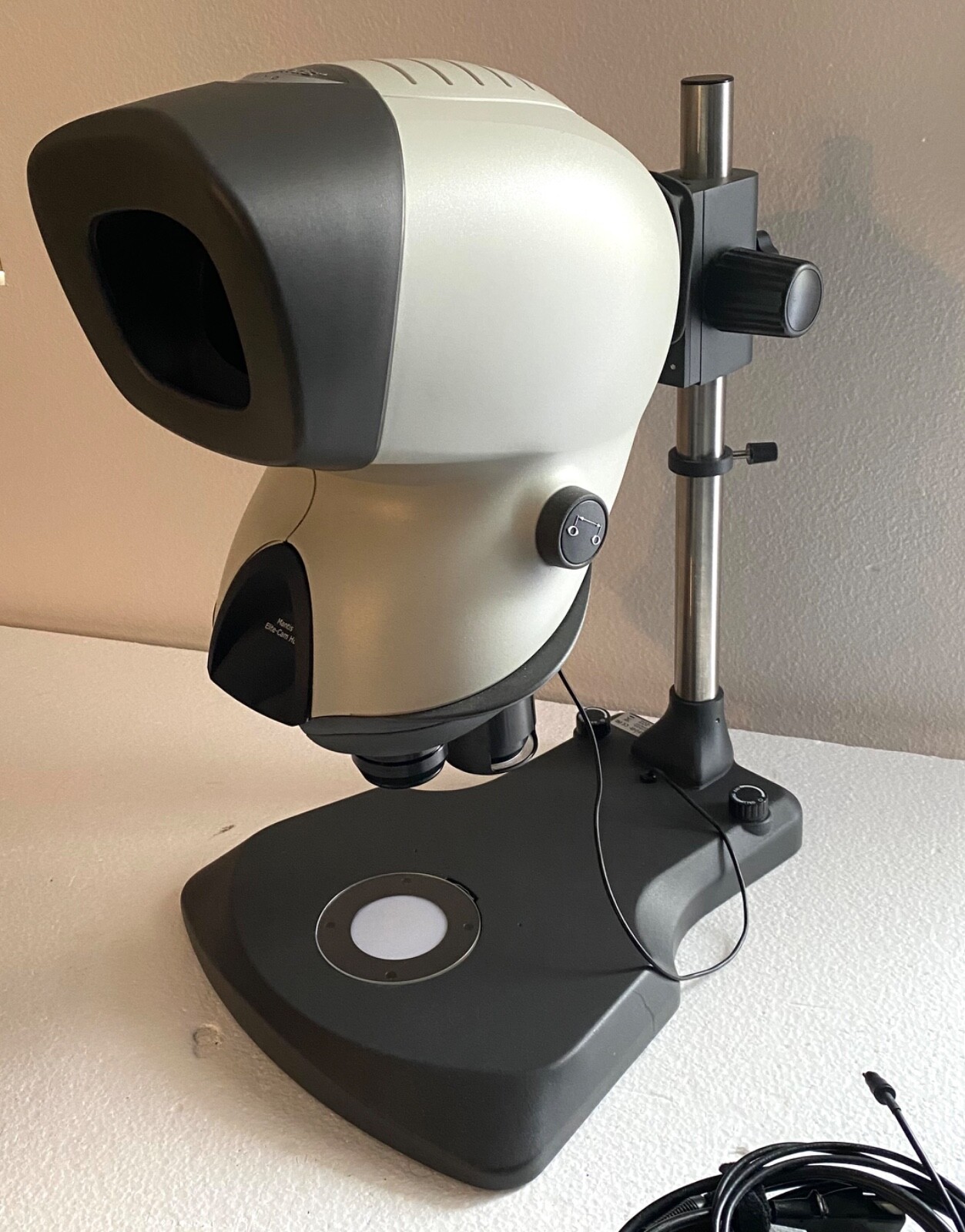 Vision Engineering Mantis Elite-Cam HD Microscope w/ 10X & 20X Lenses & Stand