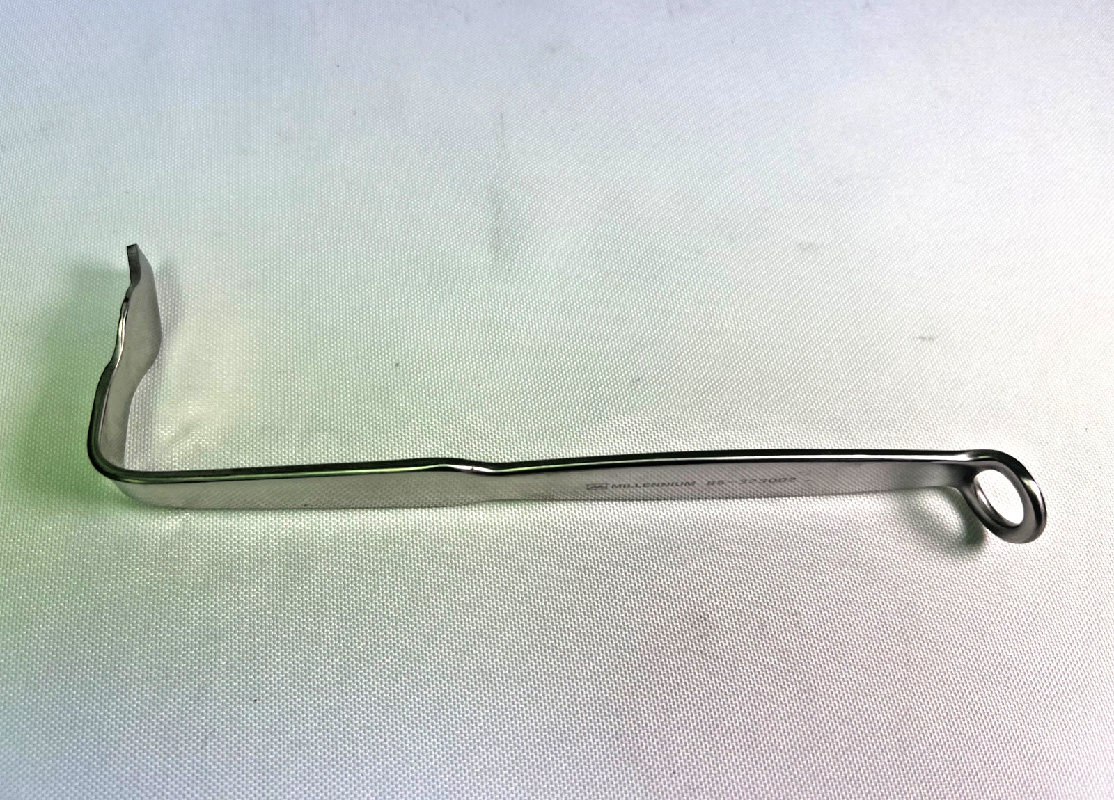 Millennium Surgical 85-323002 Intercondylar Notch Retractor Medium 10mm X 7.5″ L