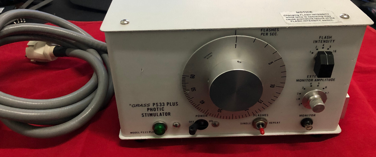 GRASS Instrument PS33 Plus Photic Stimulator w/ 3 Months War.