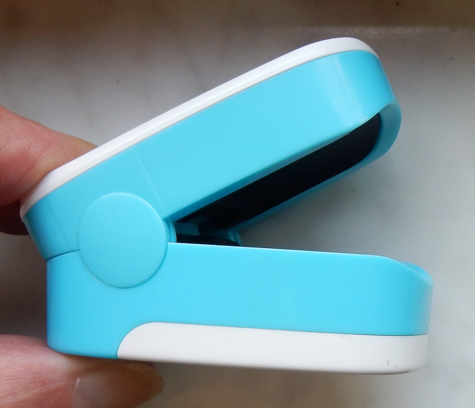 CONTEC Pulse Oximeter LED CMS50M SpO2 and PR Value Waveform Blood Oxygen