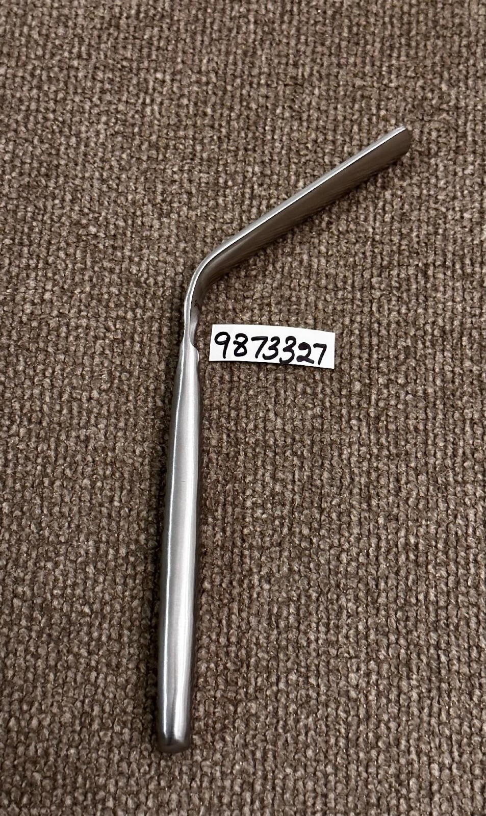 CLOWARD RETRACTOR 7.5″ NO LIP 18MM