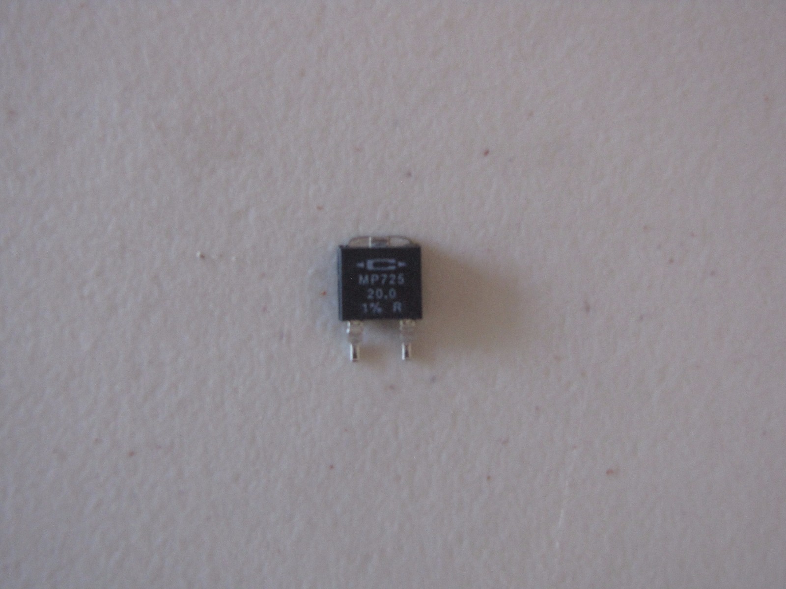 5pcs MP725-20.0-1% Thick Film Resistors – SMD 20 ohm 25W 1% D-Pak Caddock