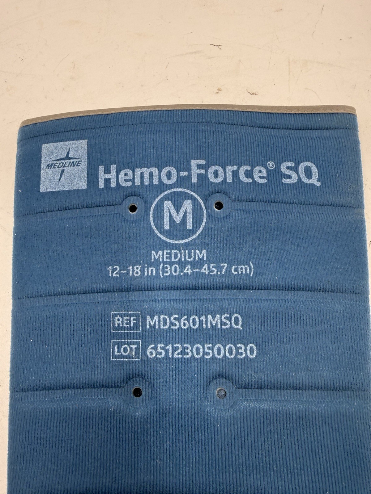 Medline Hemo-Force MDS601MSQ Intermittent DVT Calf Garment Sleeve Medium M