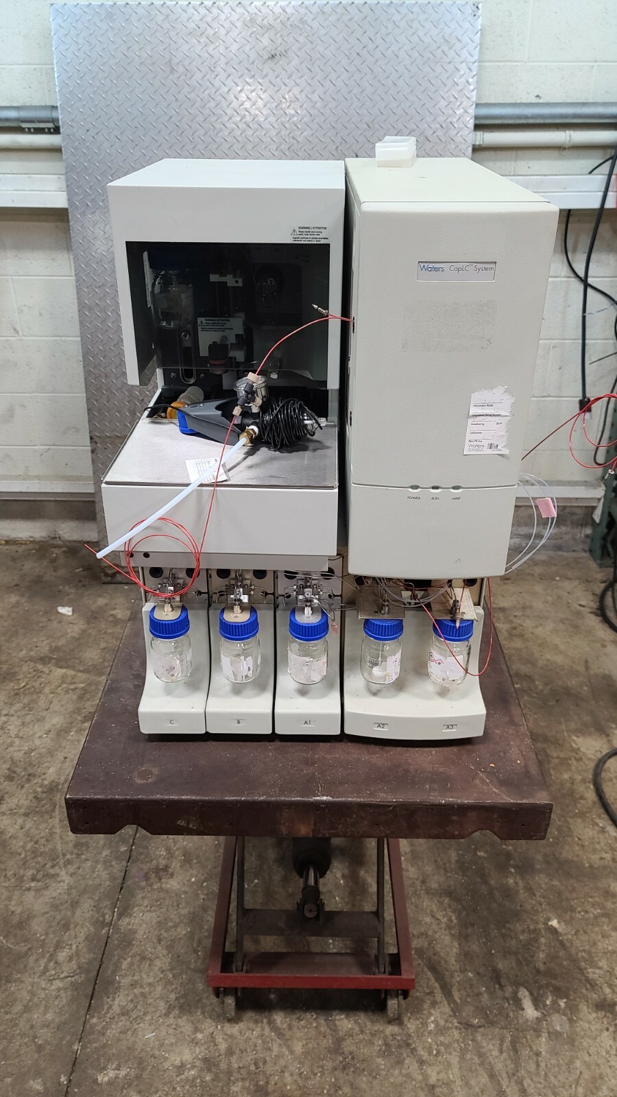 Waters CAP LC System Reproducible Capillary Separation HPLC Chromatography [N2F]