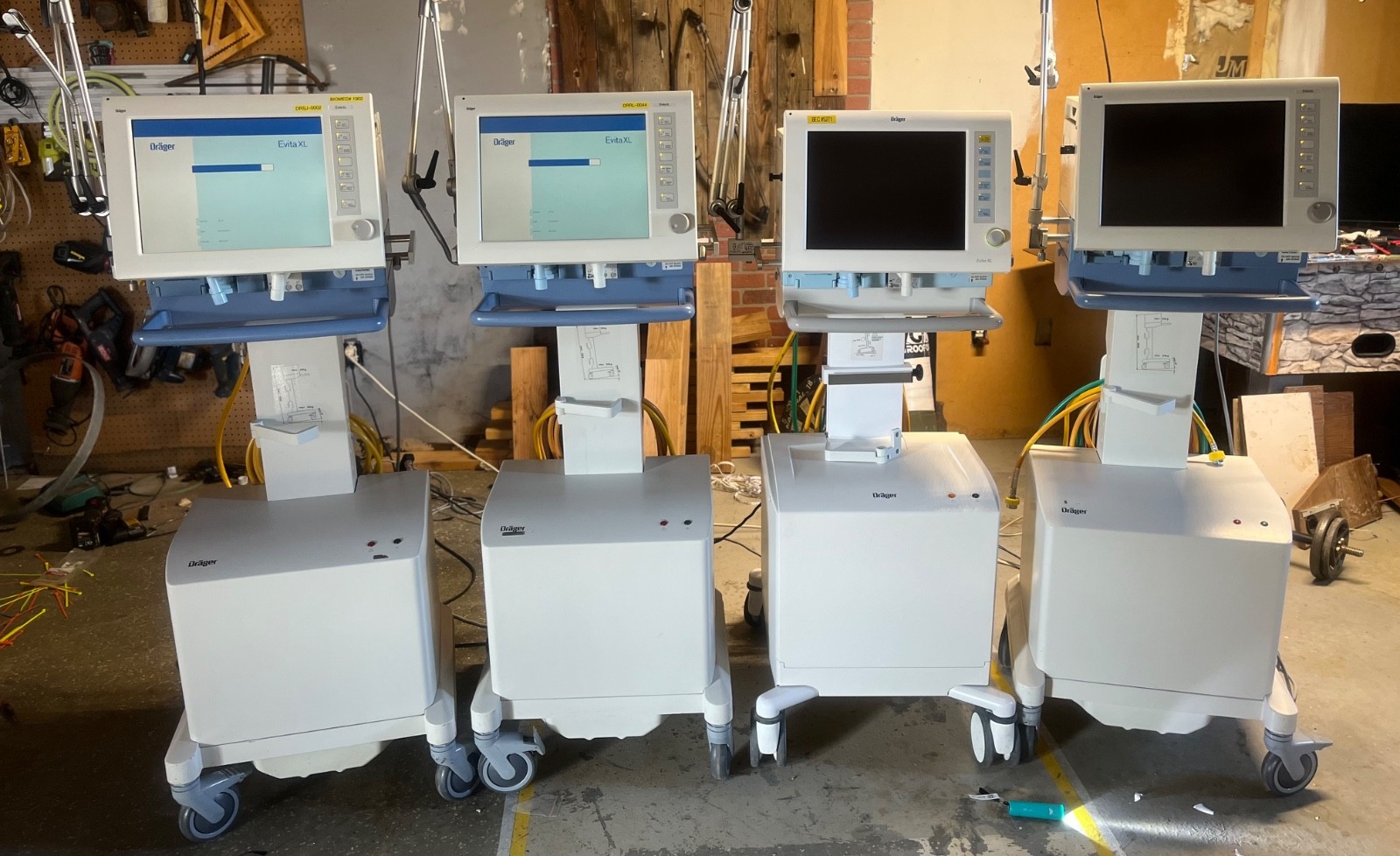 EVITA XL DRAGER VENTILATORS w/ compressor, LOT SALE, 48 flow sensors & more