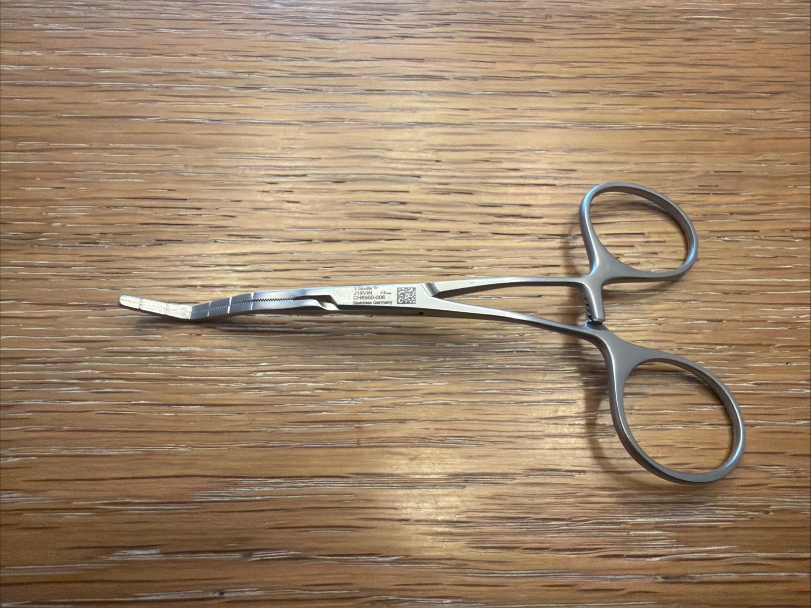 V. Mueller CH6950-006 Cooley Vascular Clamp, CVD, 5″